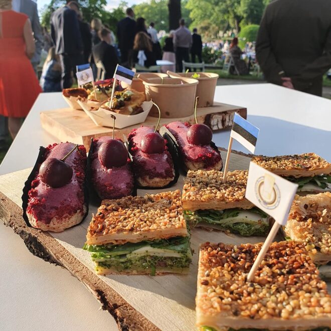 118216754_3224569924288502_8499194610640926605_n